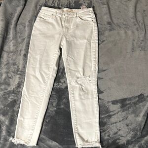 Levi's White Distressed Skinny Jeans